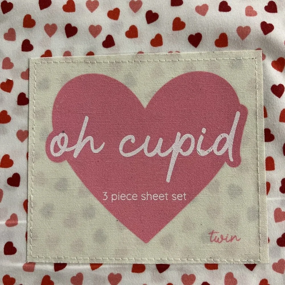 Oh Cupid Twin Sheet Set White With All Over‎ Pink Red Heart Print Valentine Love